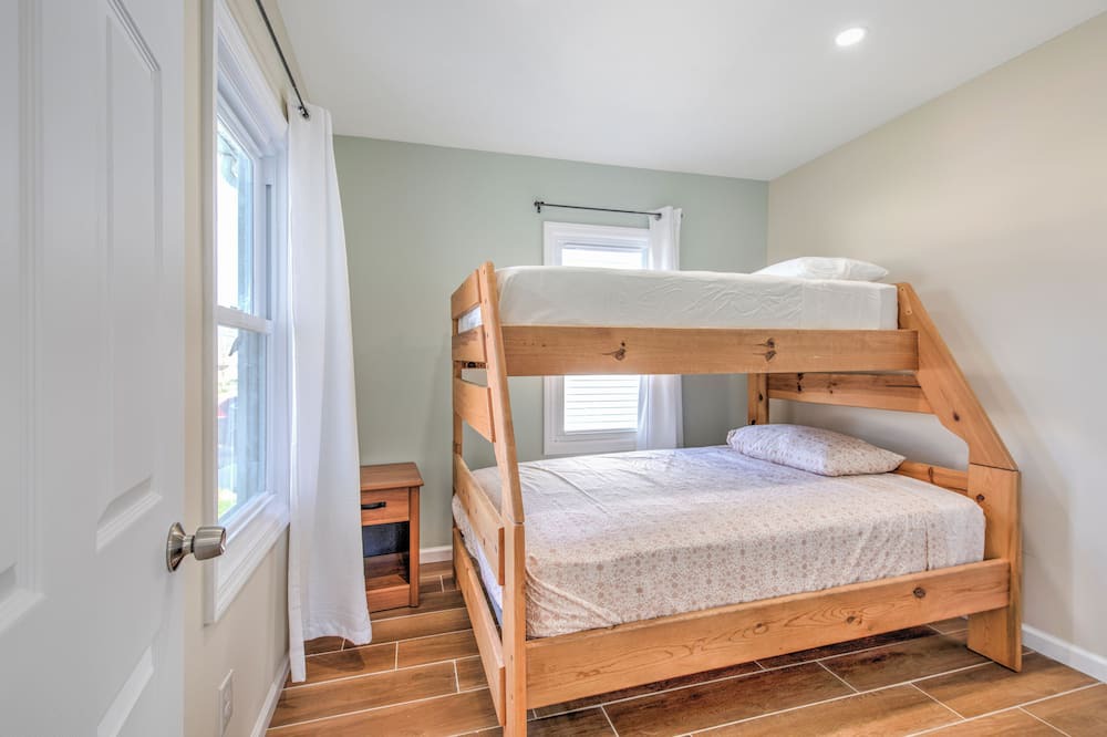 Photo of Bedroom in Cliffwood