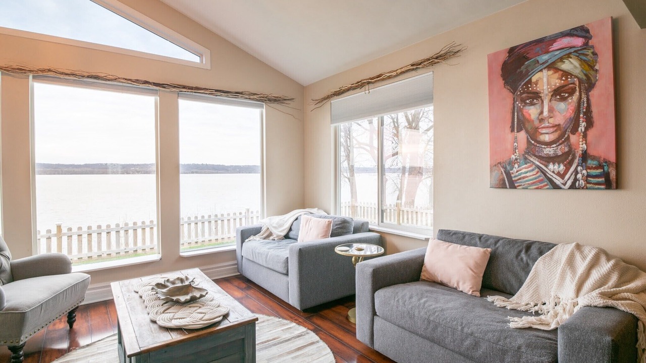 Photo of Livingroom in Sunnyland