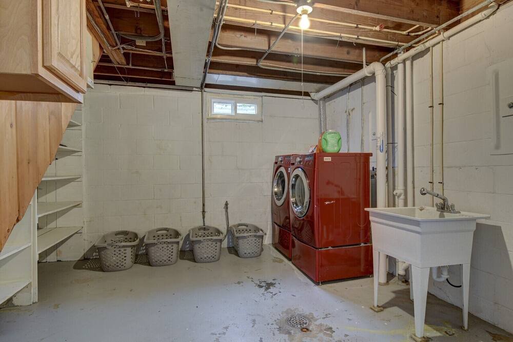 Photo of Bedroom in Aksarben - Elmwood Park