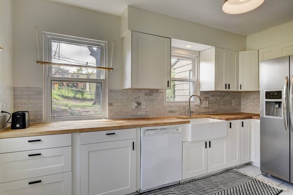 Photo of Kitchen in Aksarben - Elmwood Park