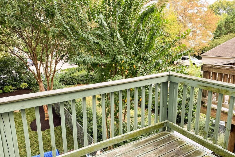 Photo of Patio Balcony in Eastport