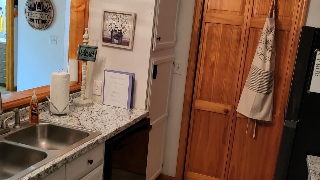 Photo of Kitchen in Caton