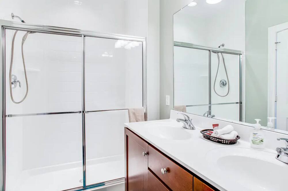 Photo of Bathroom in Rehoboth Beach