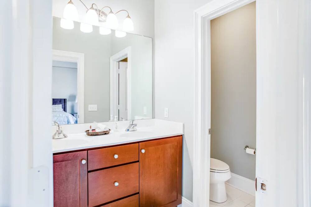 Photo of Bathroom in Rehoboth Beach