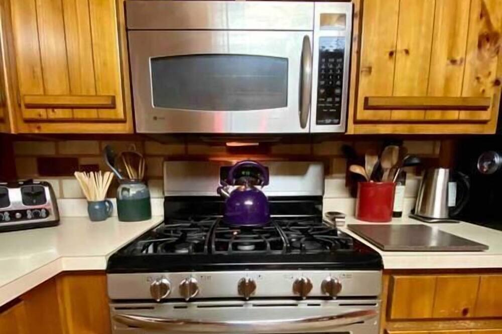 Photo of Kitchen in Zuni