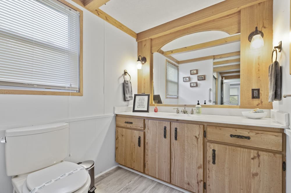 Photo of Bathroom in Bridgeton