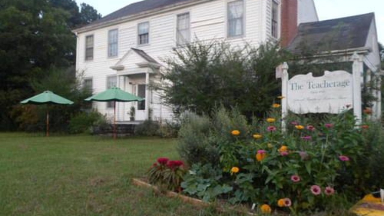 Photo of Outdoor in Sunbury
