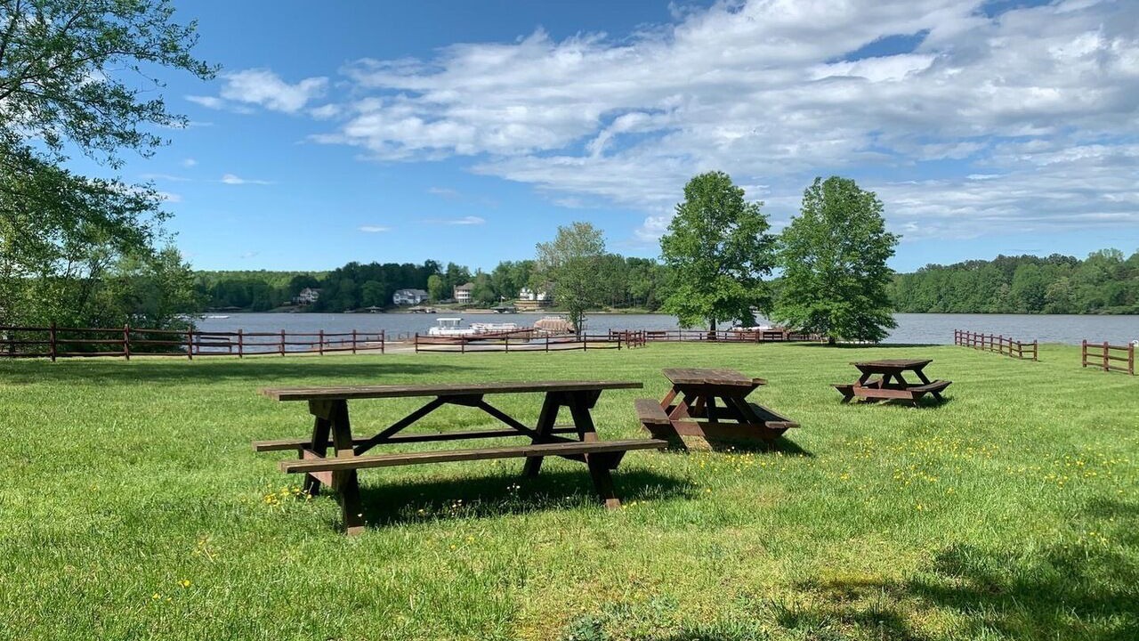 Photo of Outdoor in Livingston