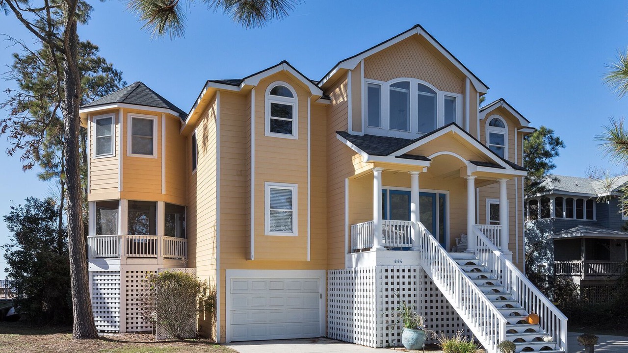 Photo of Outdoor in Monteray Shores