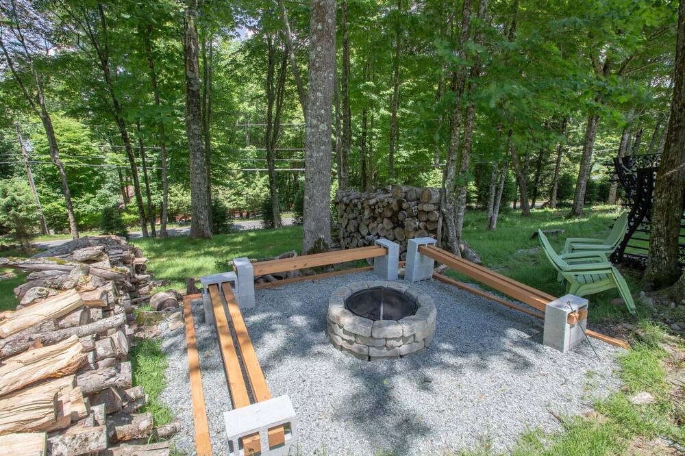 Photo of Others in Beech Mountain