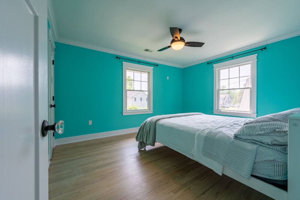 Photo of Bedroom in Spring Lake