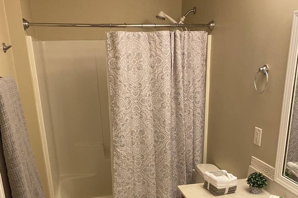 Photo of Bathroom in Dalzell