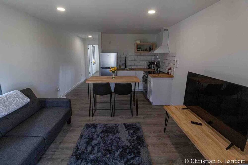 Photo of Livingroom in Yorkville
