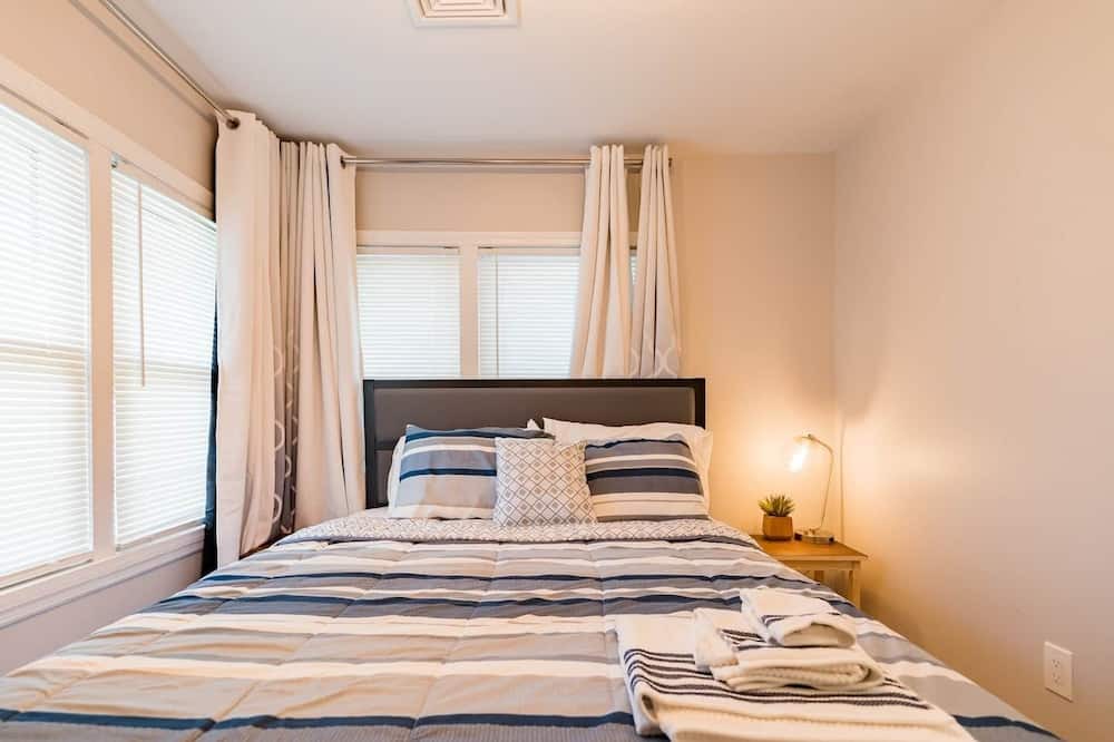 Photo of Bedroom in Bellmawr