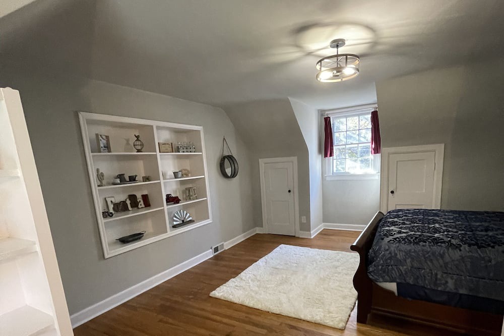 Photo of Bedroom in Mount Vernon