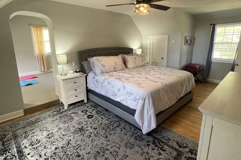 Photo of Bedroom in Mount Vernon