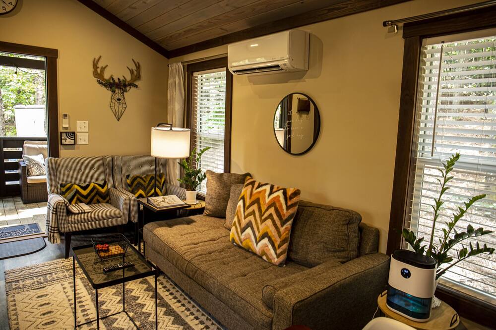 Photo of Livingroom in Coosa