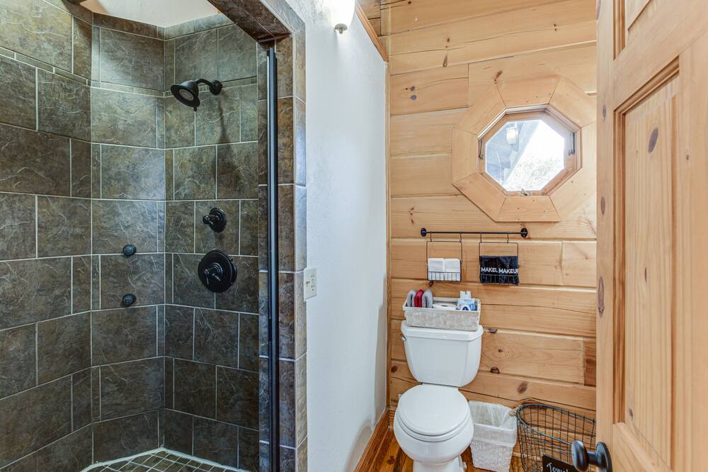Photo of Bathroom in Palmer