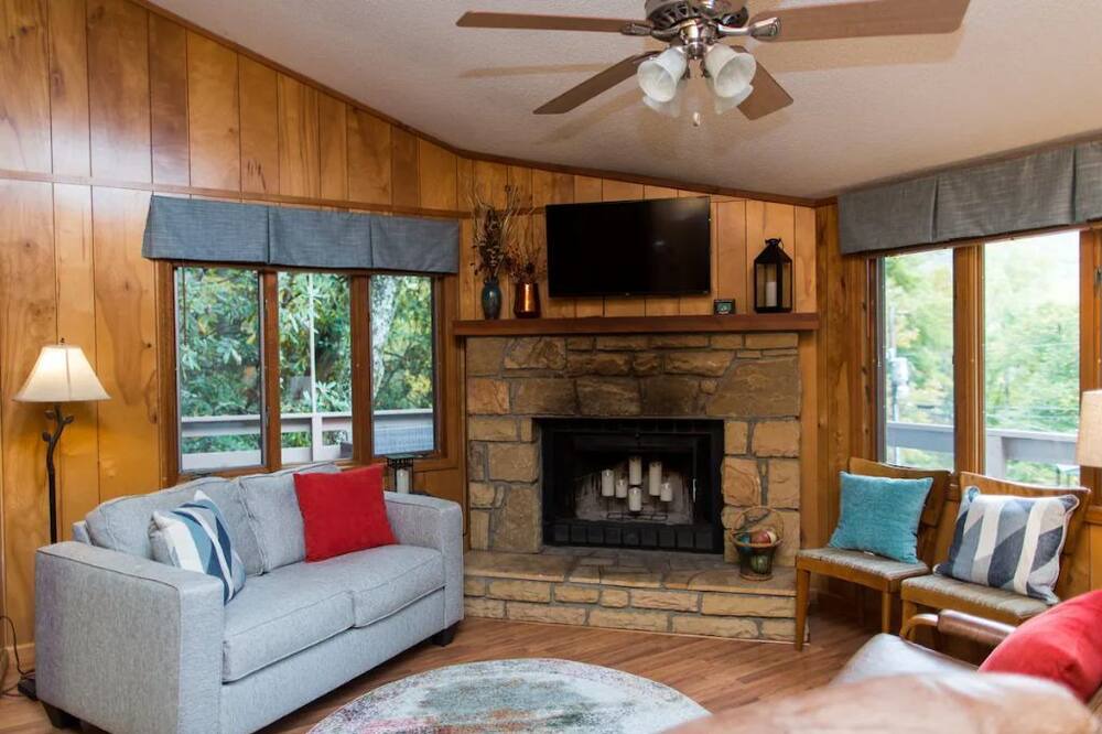 Photo of Livingroom in Mill Ridge