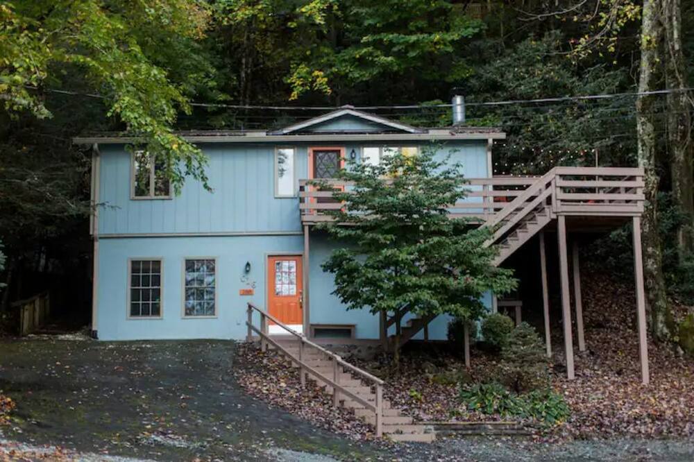 Photo of Outdoor in Mill Ridge