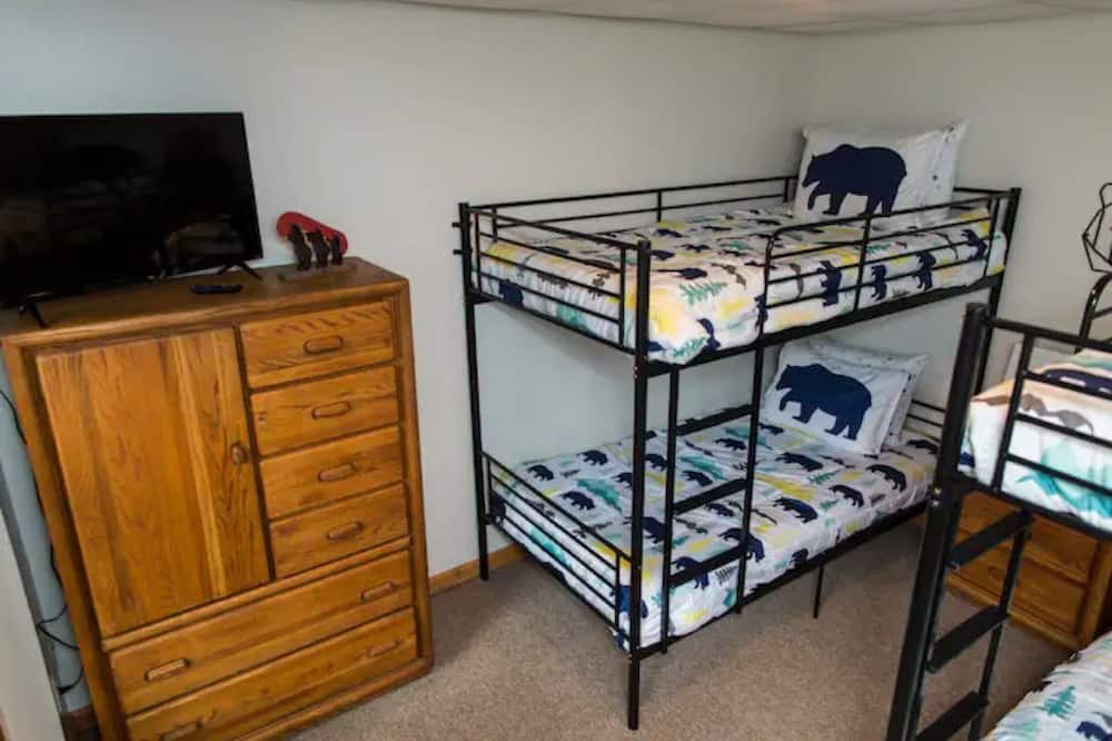 Photo of Bedroom in Mill Ridge