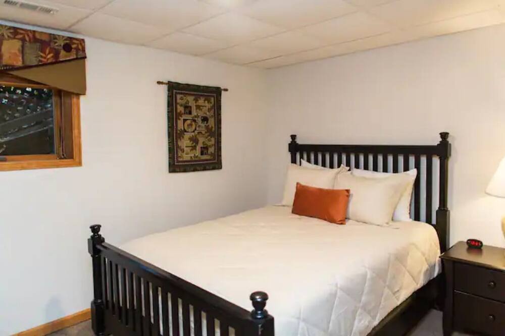 Photo of Bedroom in Mill Ridge