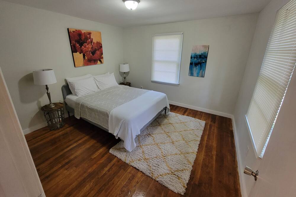 Photo of Bedroom in Ellendale