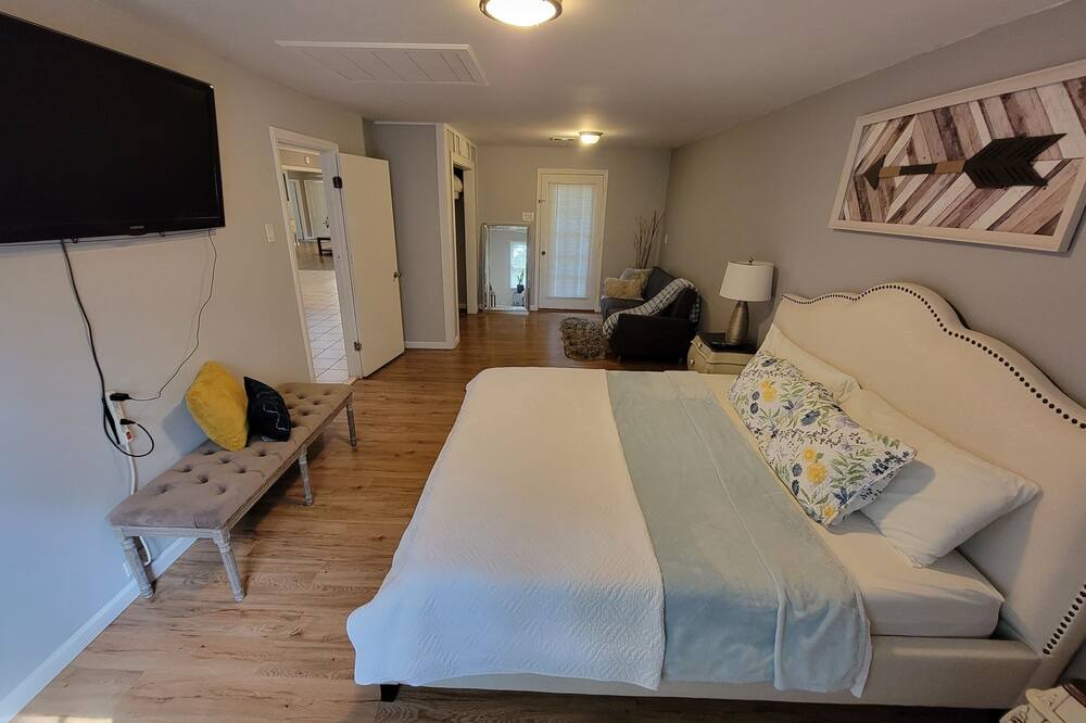 Photo of Bedroom in Ellendale