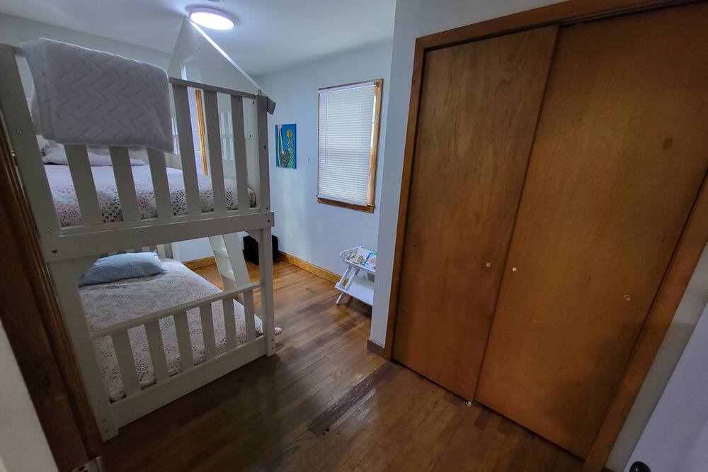 Photo of Bedroom in Ellendale