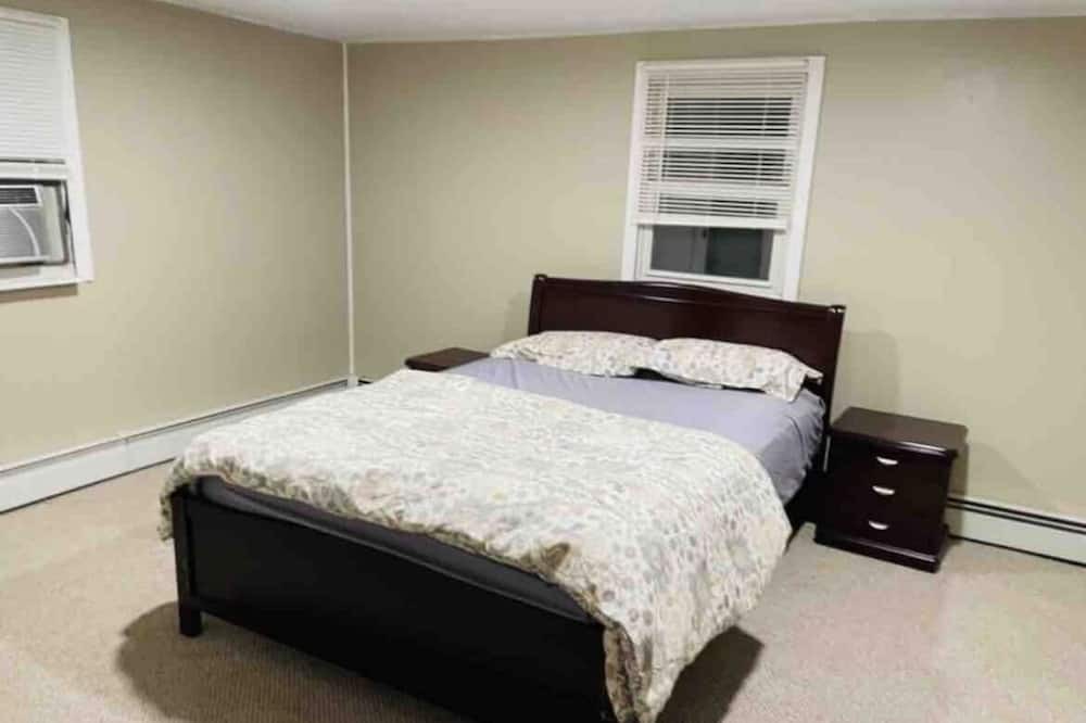 Photo of Bedroom in Somerdale
