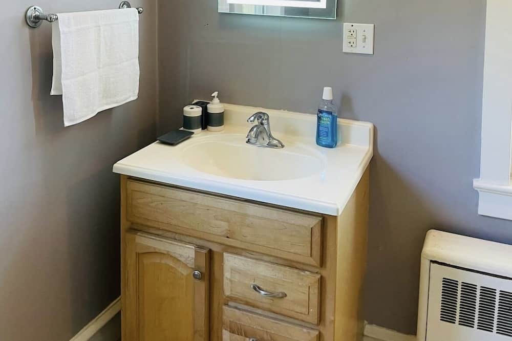 Photo of Bathroom in Somerdale