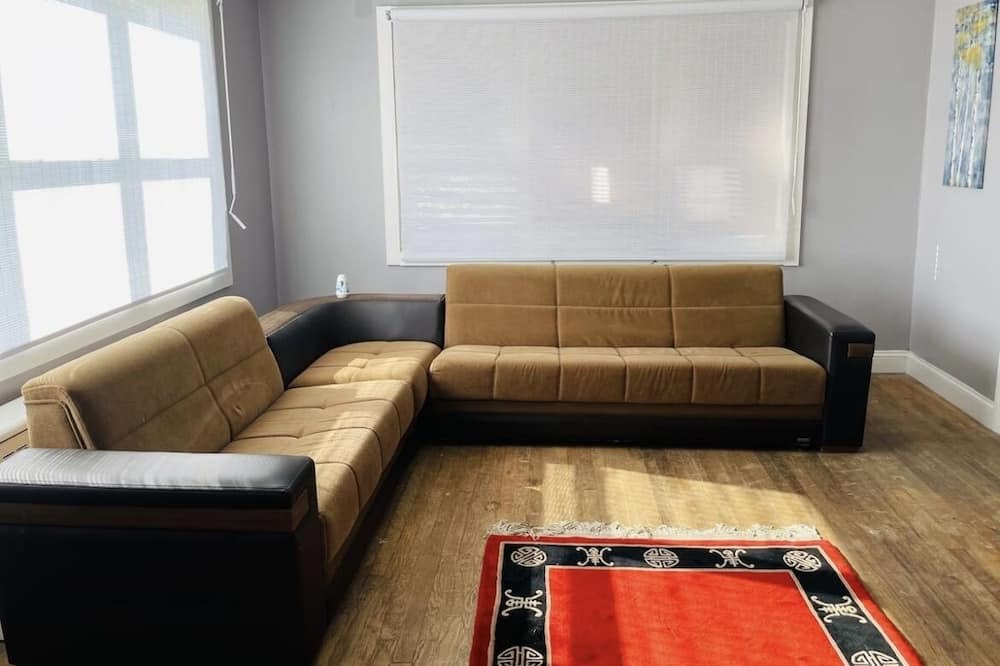 Photo of Livingroom in Somerdale