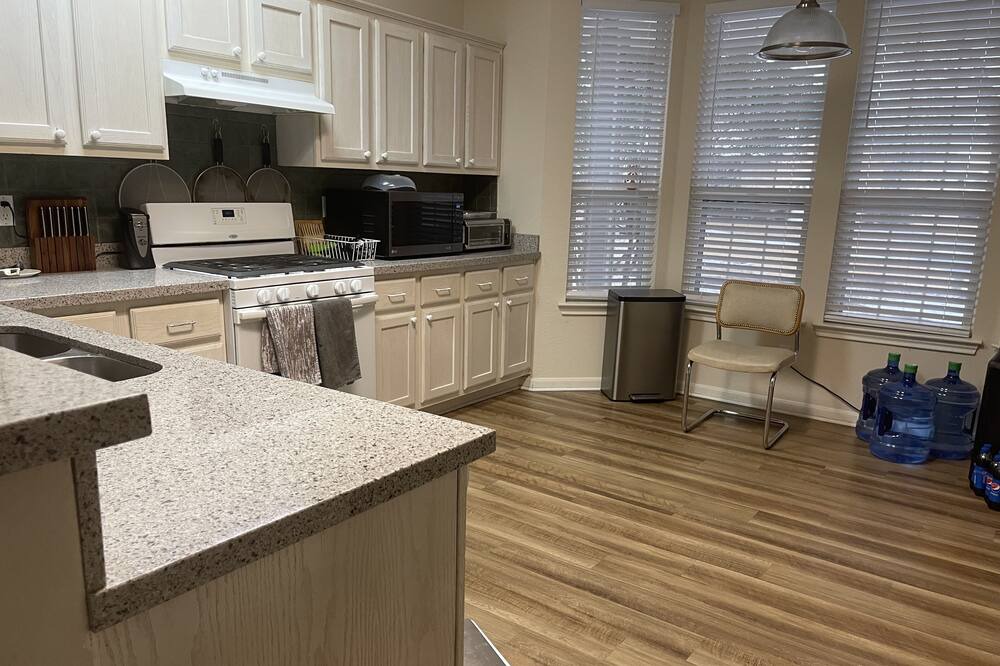 Photo of Kitchen in Sun City