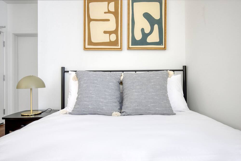 Photo of Bedroom in Uptown