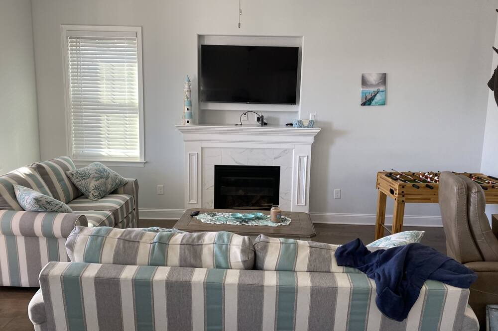 Photo of Livingroom in North End