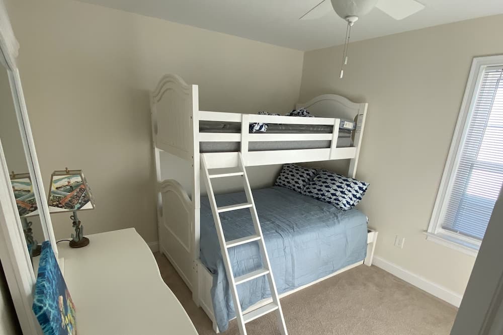 Photo of Bedroom in North End