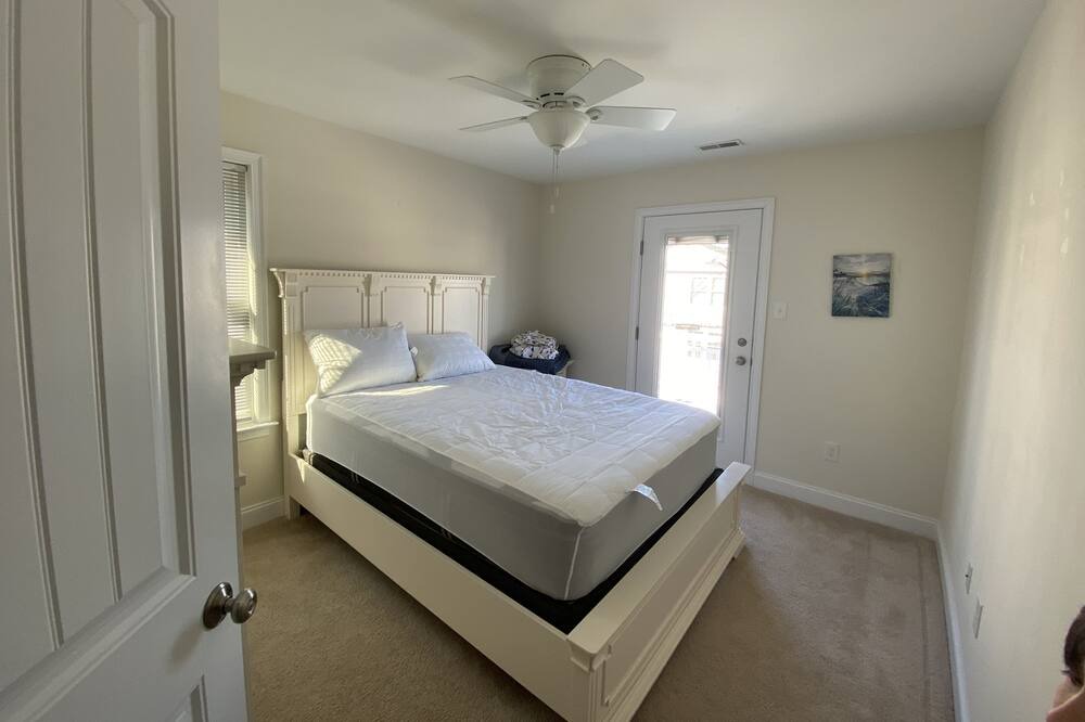 Photo of Bedroom in North End