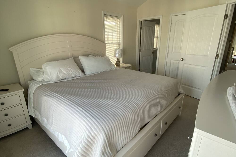 Photo of Bedroom in North End
