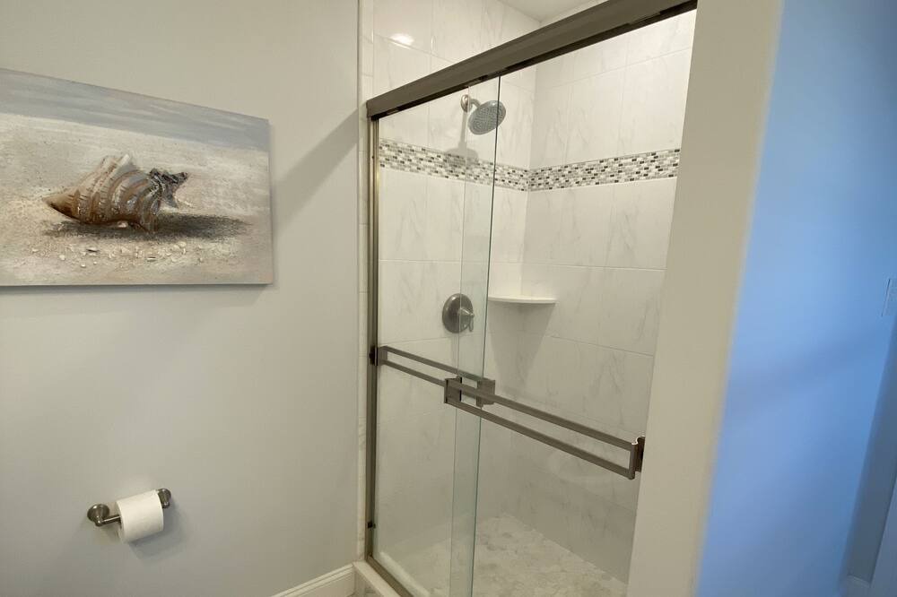 Photo of Bathroom in North End