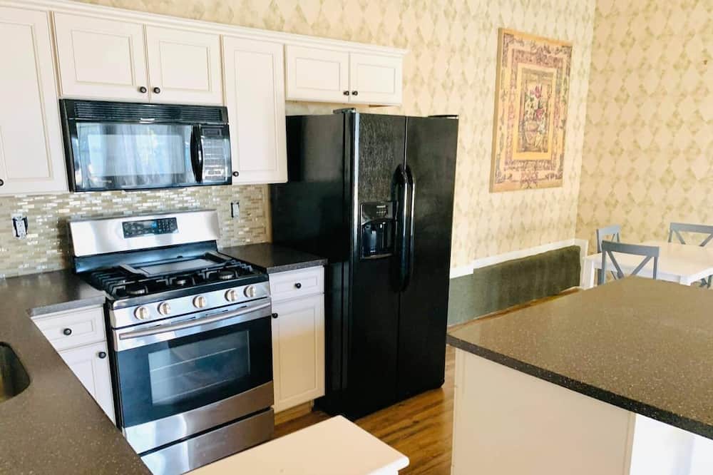Photo of Kitchen in Ocean Acres