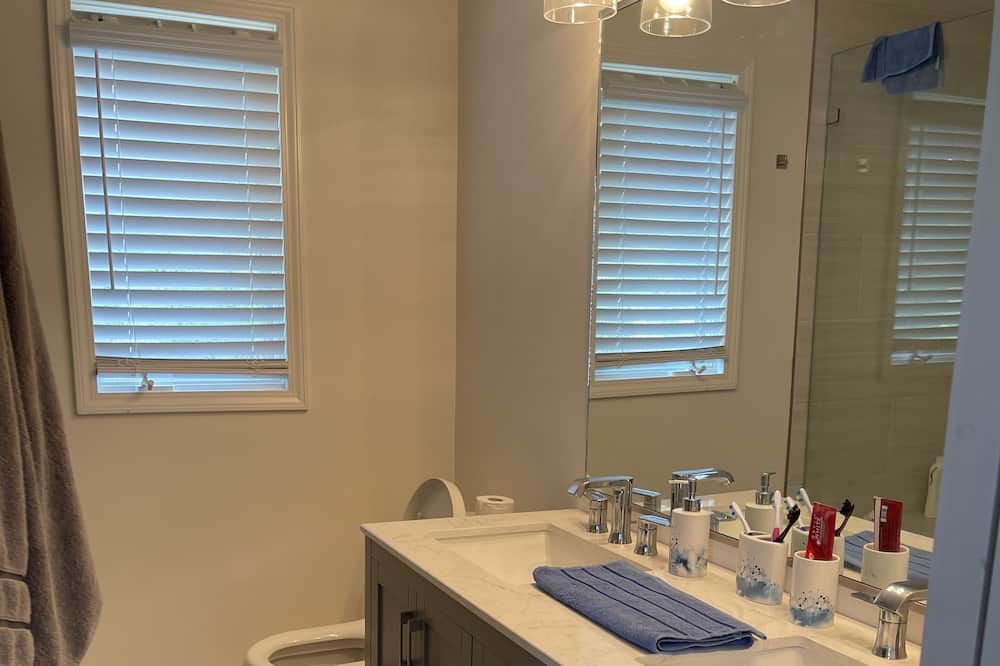Photo of Bathroom in Waleska