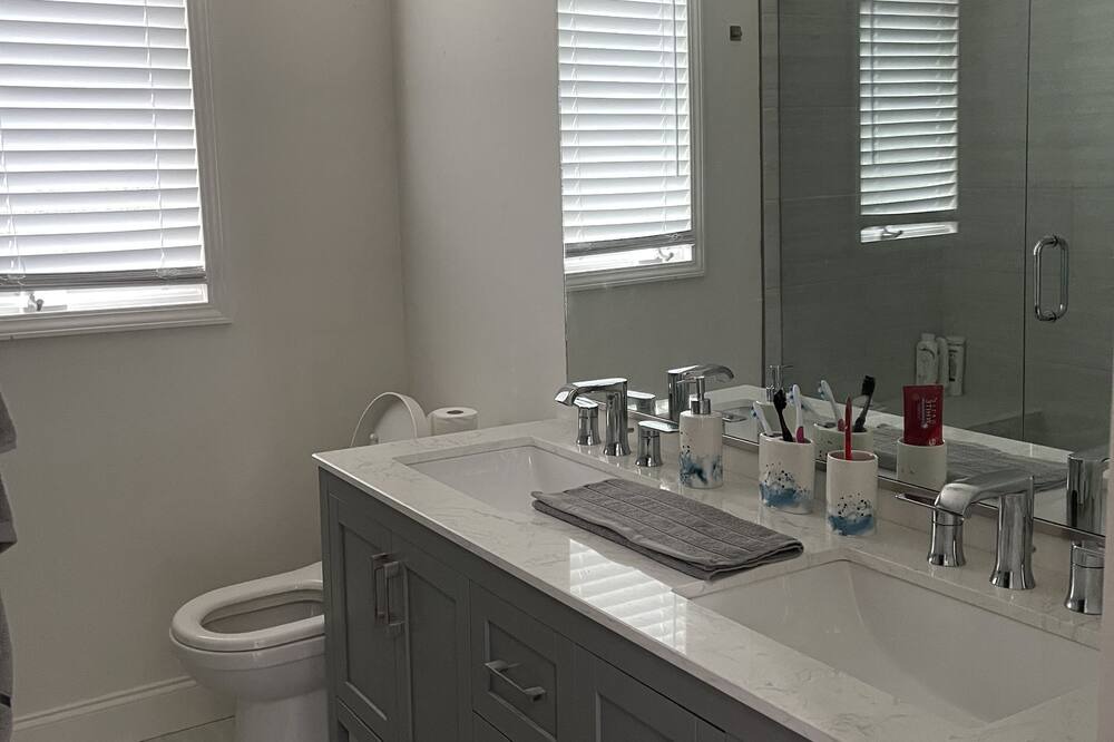 Photo of Bathroom in Waleska