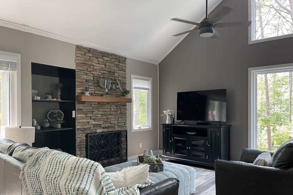 Photo of Livingroom in Waleska