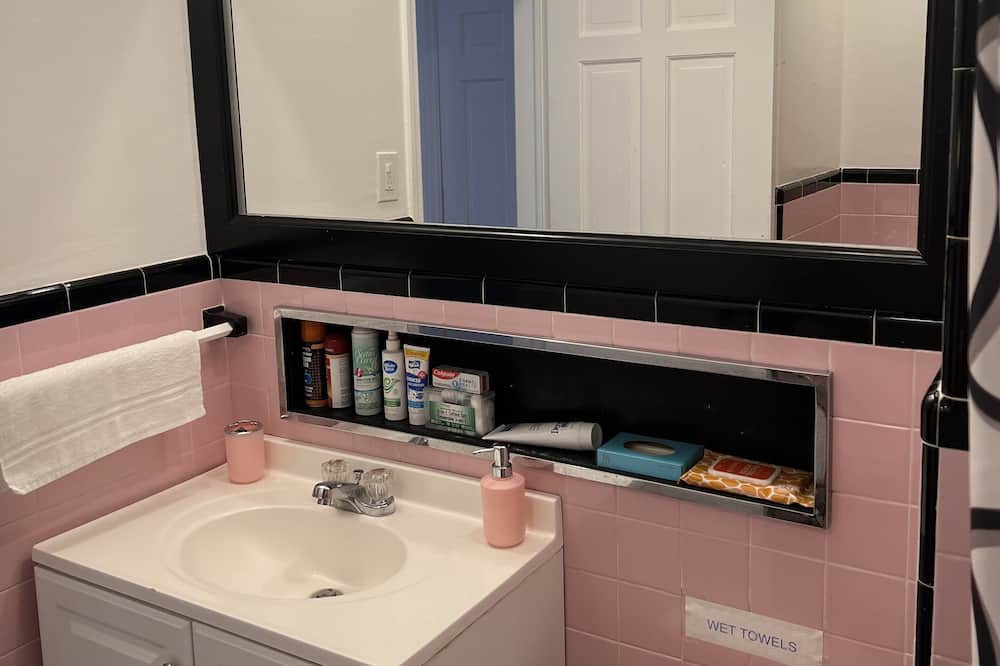 Photo of Bathroom in Absecon