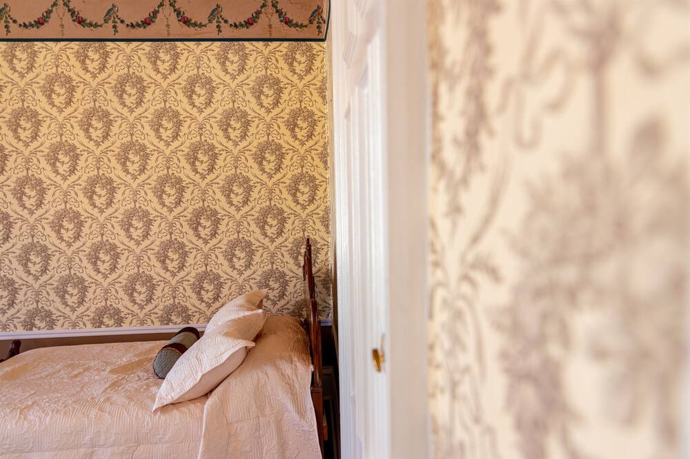 Photo of Bedroom in Clarksville