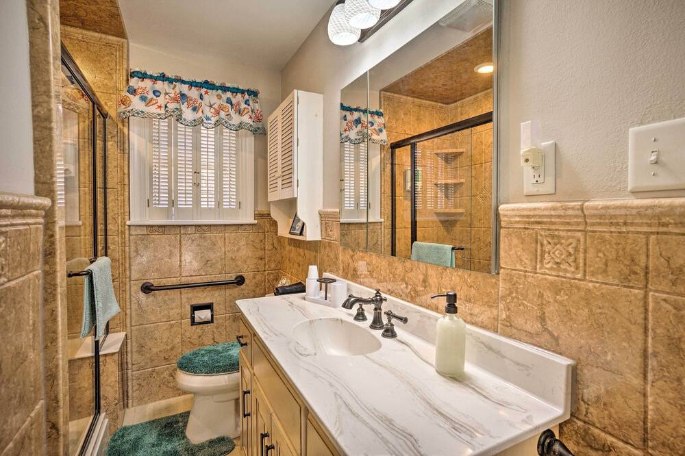 Photo of Bathroom in Weems