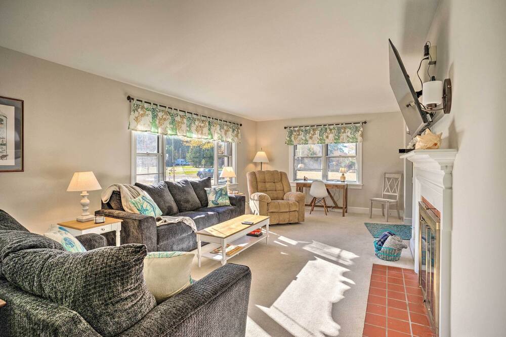 Photo of Bedroom in Weems