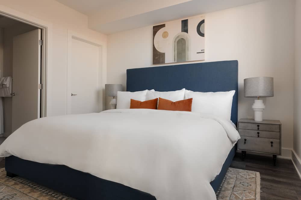 Photo of Bedroom in Navy Yard