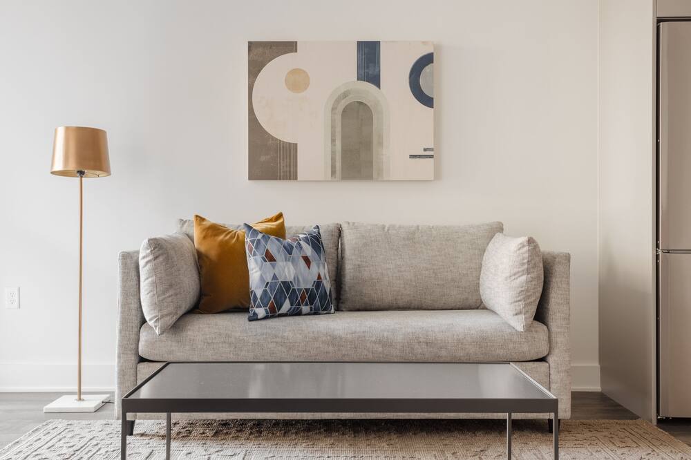Photo of Livingroom in Navy Yard