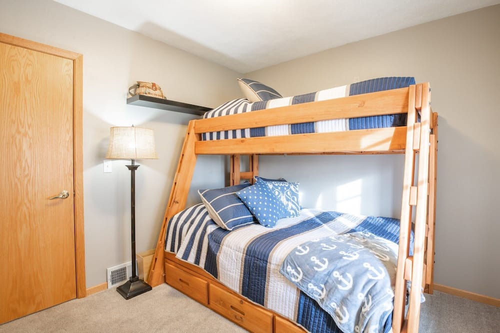 Photo of Bedroom in North Pekin